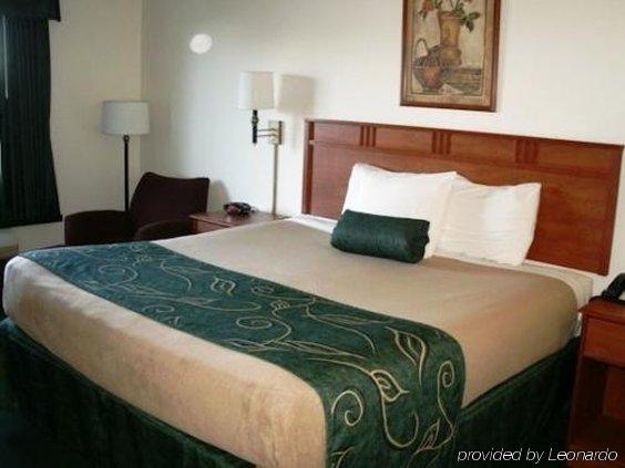 Travelodge By Wyndham Yermo Room photo